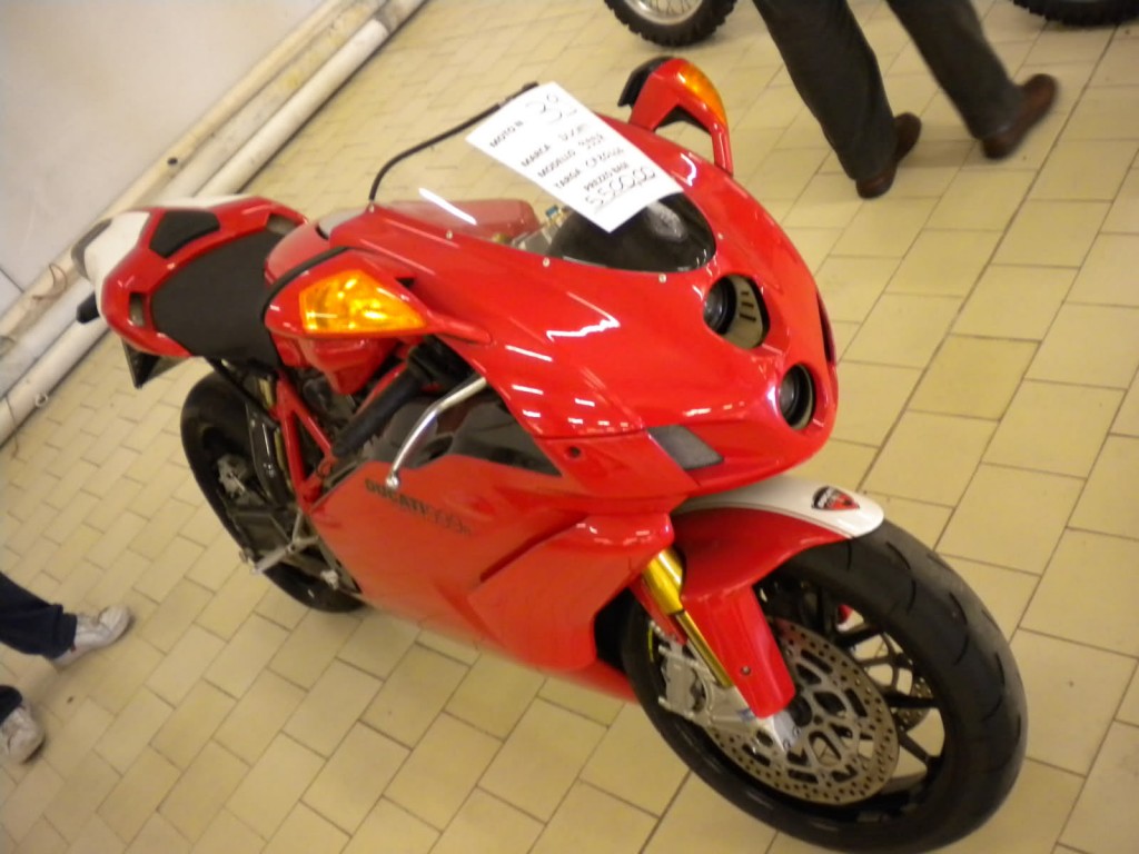 Moto all'Asta